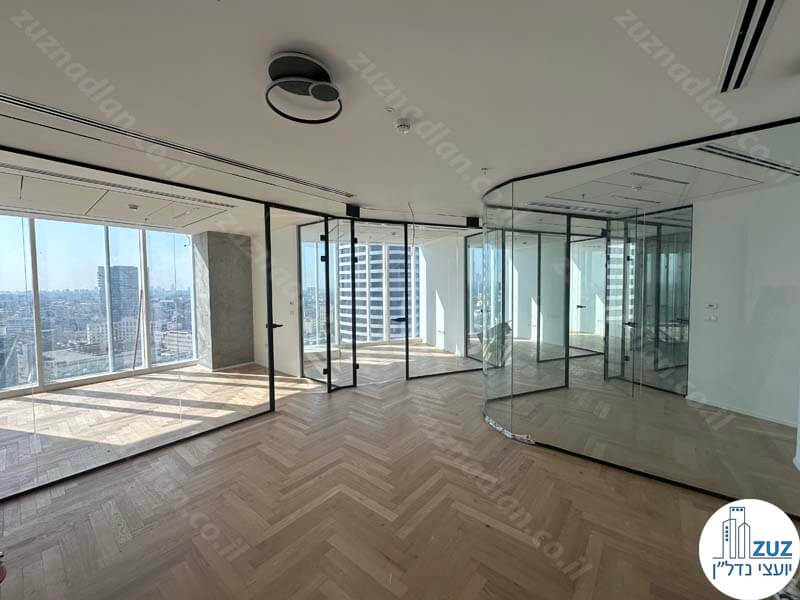 Office 147 For Rent Sky Tower 1 (1)